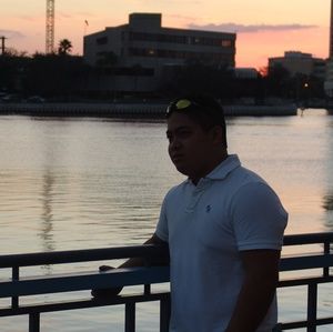 Meet your Posher, Quang